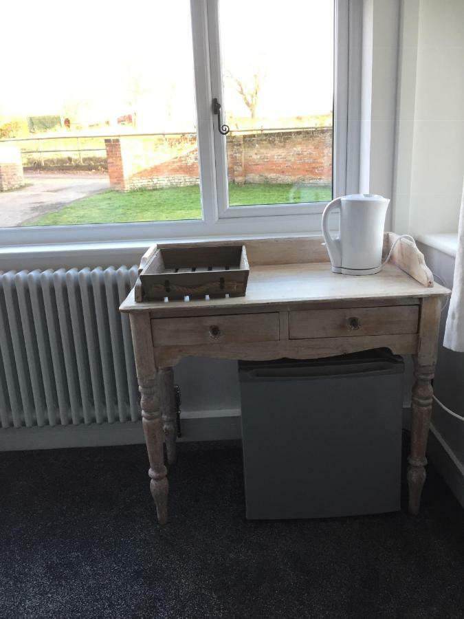Tarras Hotell Little Hadham Eksteriør bilde