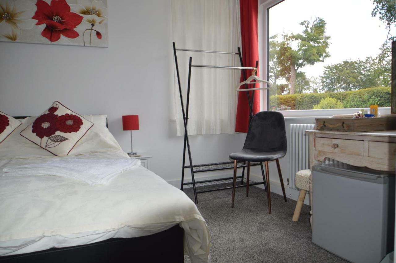 Tarras Hotell Little Hadham Eksteriør bilde